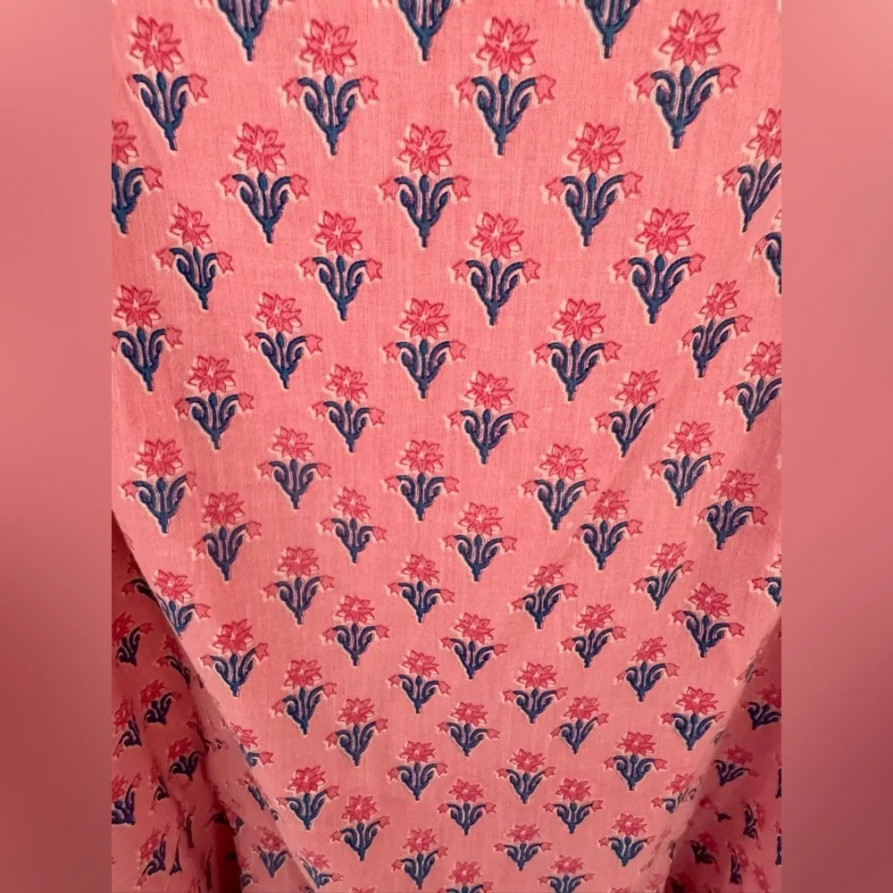 Ivy City Co Catalina Floral Midi Dress in Pink - Picture 6 of 11